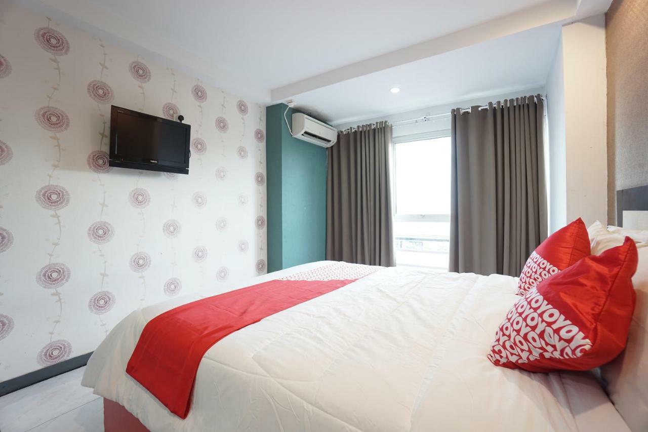 โอโย 1318 โฮเต็ล ปริ้นซ์ บูเลอวาร์ด Hotel มานาโด ภายนอก รูปภาพ